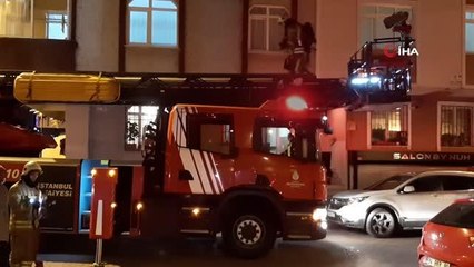 Zeytinburnu'nda çıkan yangında hastaneye kaldırılan yaşlı adam hayatını kaybetti