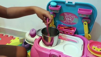 Bia Lobo and Dad in good home stories for kids Medica boo boo