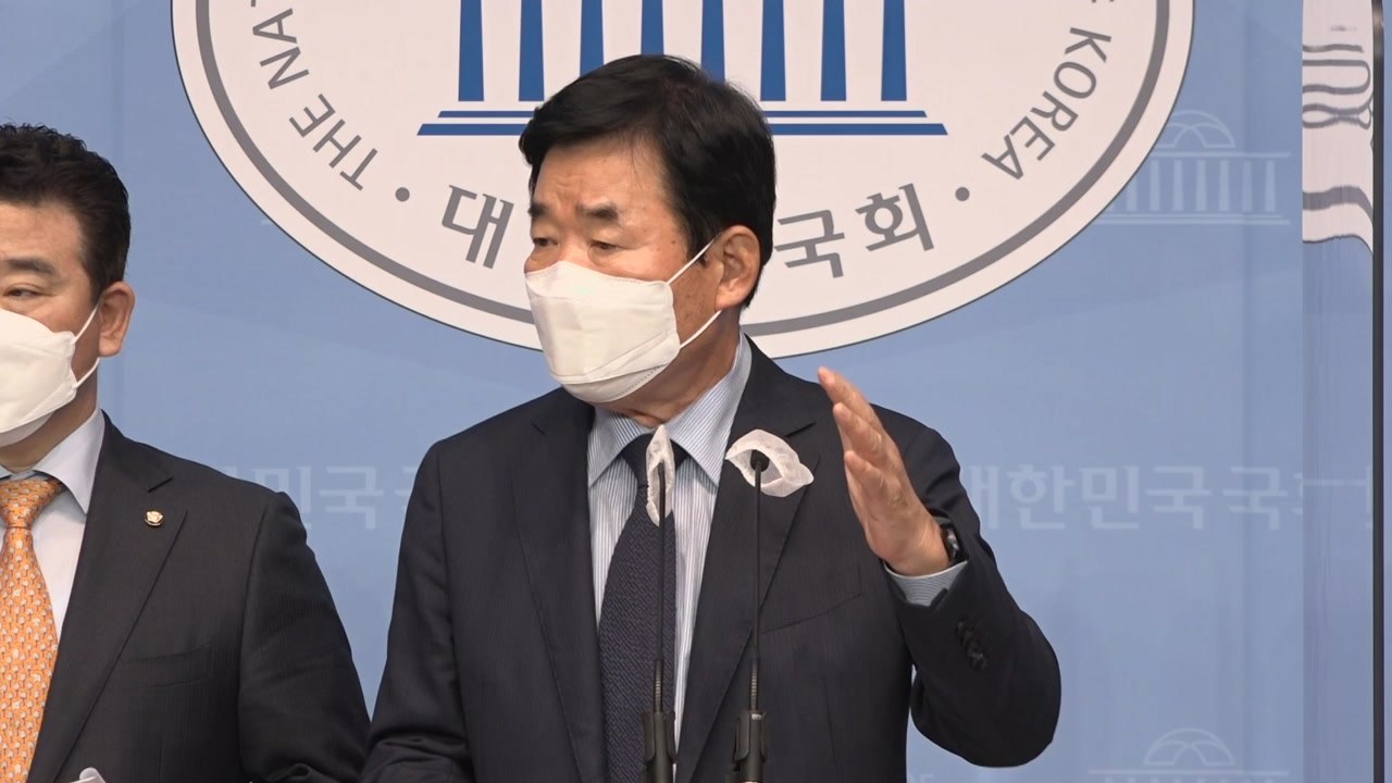 민주당, 부동산 정책 의총 결과 발표 / YTN