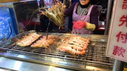 Taiwanese Street Food Liuhe Tourist Night Market