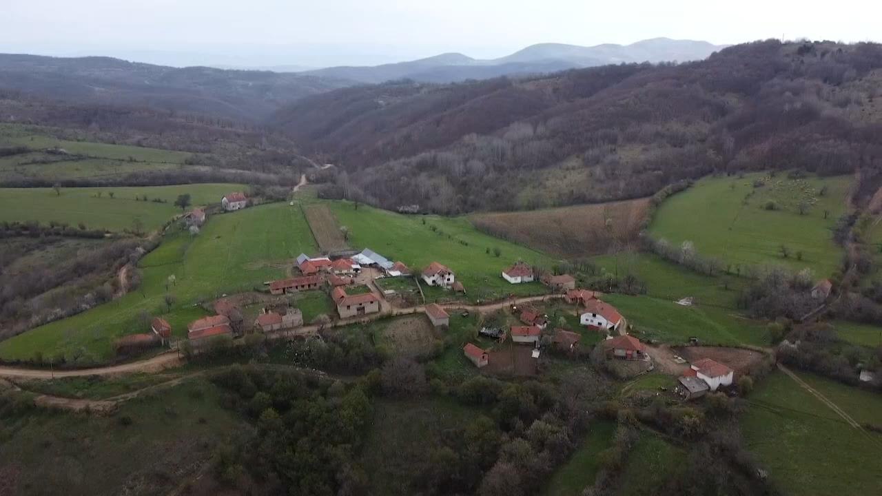 Leben in Serbien, begraben sein im Kosovo