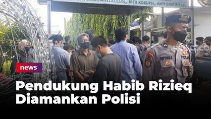 Скачать видео: Puluhan Massa Pendukung Habib Rizieq Diamankan Polisi, Begini Respons Kuasa Hukum