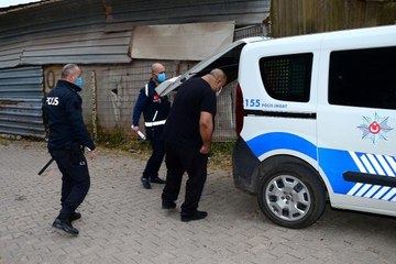 Aranan suçlulara eş zamanlı operasyon: 15 gözaltı