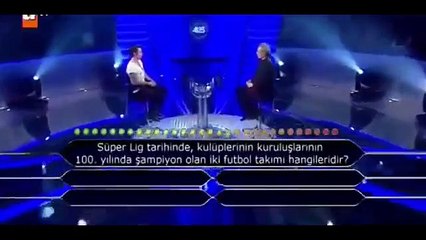 Fenerbahçeli yarışmacı bu soruyu bilemedi, sosyal medya çalkalandı!