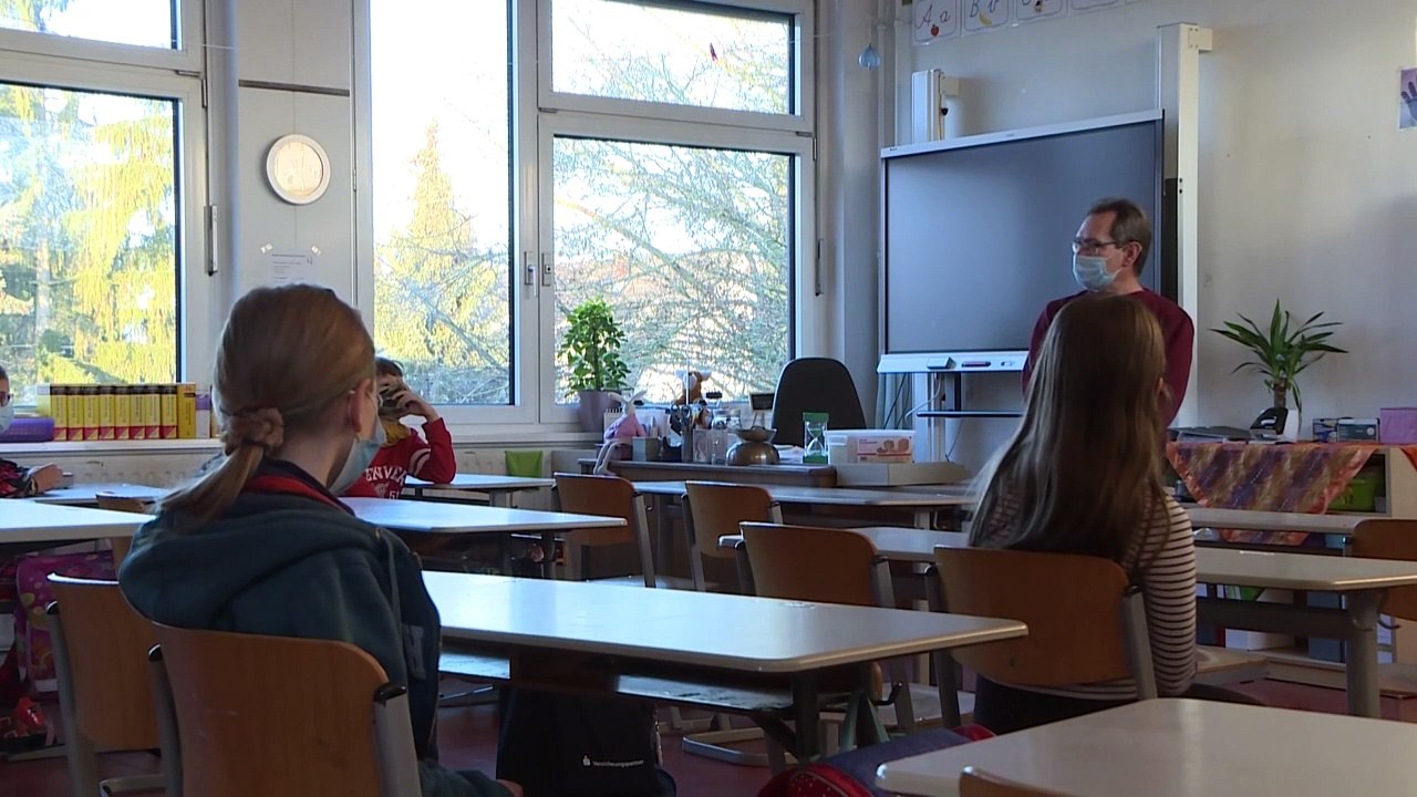 Hintergrund: Sollen Kinder geimpft werden?