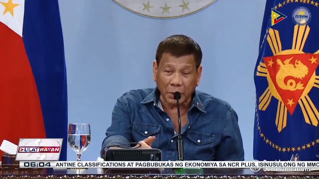 | Pinatawan ng Caloocan City council ng 60-day preventive suspension ang kapitan ng Brgy. 171 kaugnay ng nangyaring mass gathering sa Gubat sa Ciudad resort. Samantala, may bagong babala si Pangulong Duterte sa iba pang barangay captain na mabibigong ipa