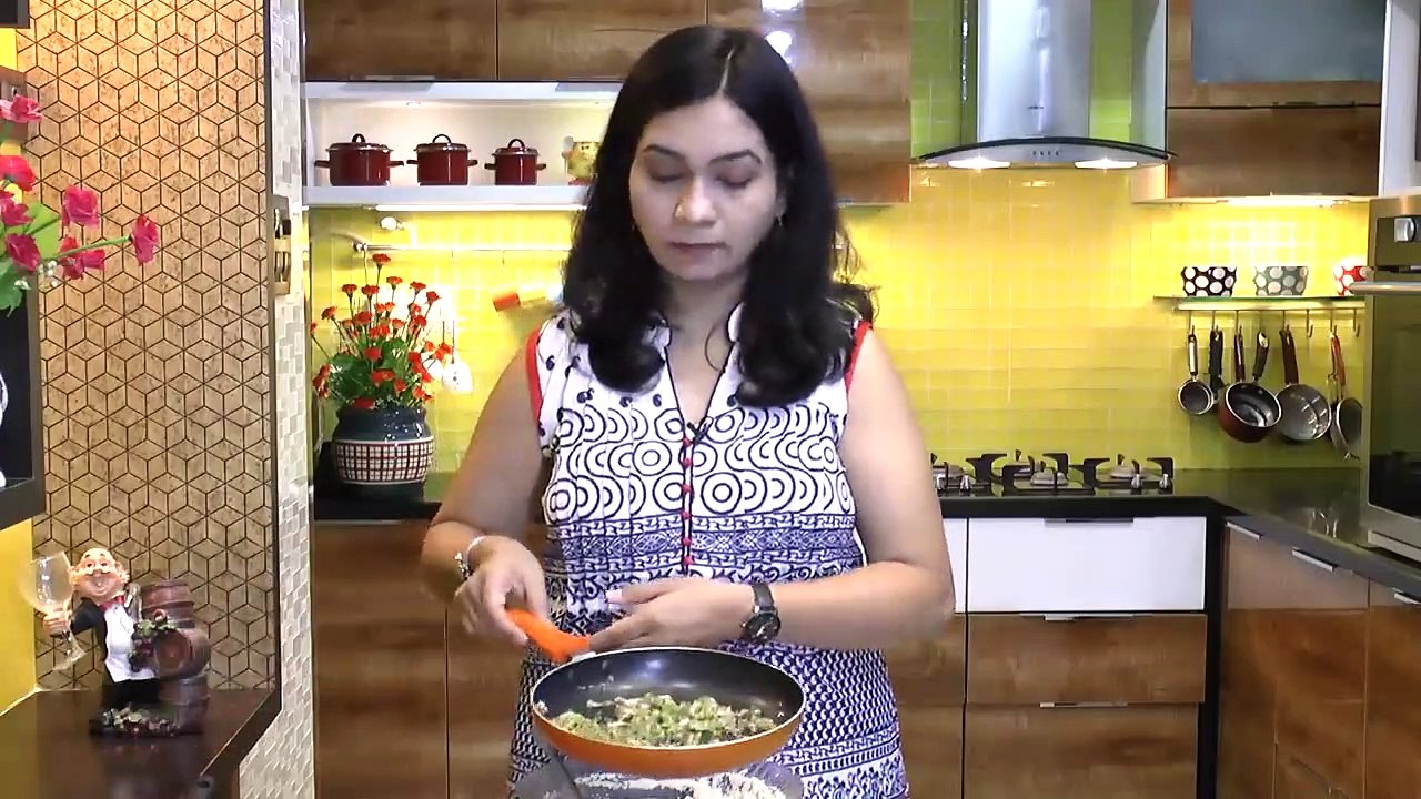 झटपट रवा आप्पे  | Instant Rava Appe | How To Make Instant Appe | Ravyache Appe | Madhurasrecipe