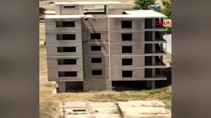 ŞANLIURFA 6 KATLI BİNANIN ÇATISINDAN ATLAYAN İREM, ÖLDÜ