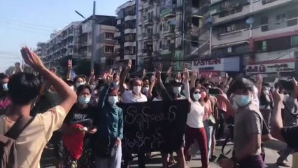 미얀마 학생 90% 등교 거부..."쿠데타 정권 노예될 수 없어" / YTN