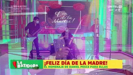 Daniel Pesce regaló una hermosa interpretación para las mamás