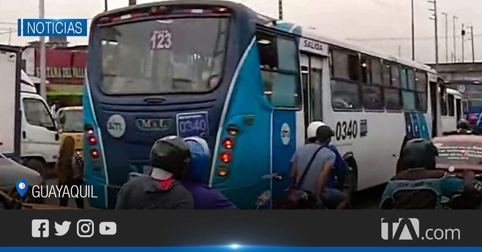 Continúa la suspensión parcial de buses urbanos en Guayaquil