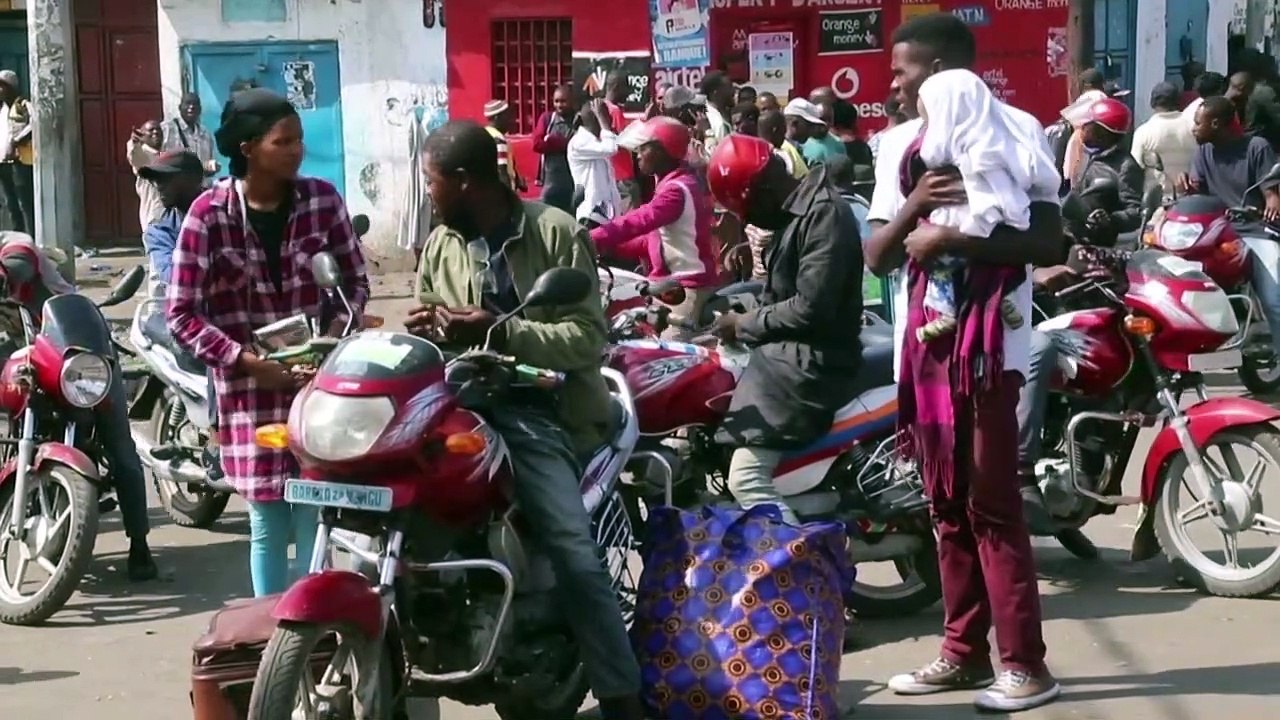 Angst vor Vulkanausbruch: Zehntausende Menschen fliehen aus Goma