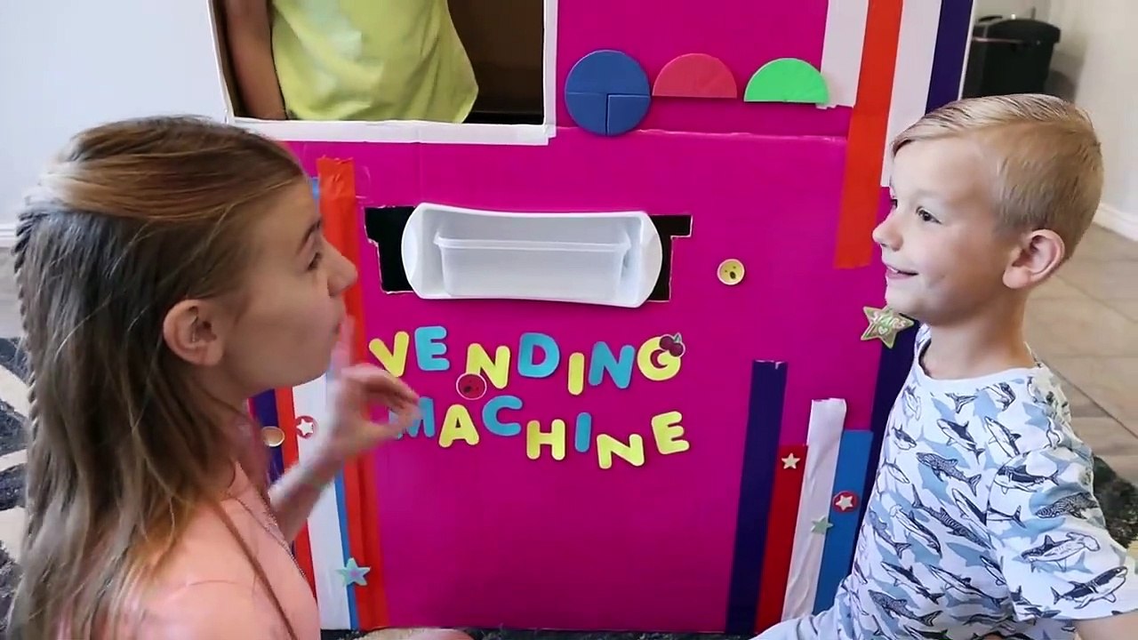 Ryan Pretend Play With Vending Machine Toy For Kids Story!!! video