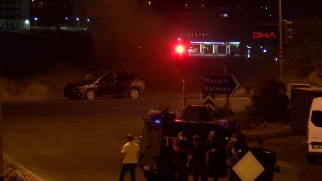 Son Dakika | DİYARBAKIR'DA BOMBALI ARAÇLA EYLEM HAZIRLIĞI ÖNLENDİ; BOMBANIN İMHA ANI KAMERADA