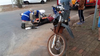 Homem fica ferido ao sofrer queda de moto no Bairro São Cristóvão