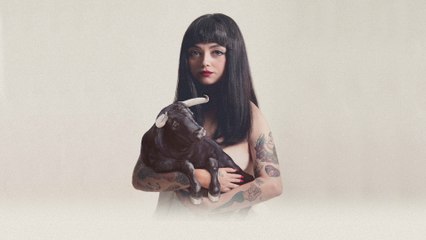 Mon Laferte - Se Me Va A Quema El Corazón