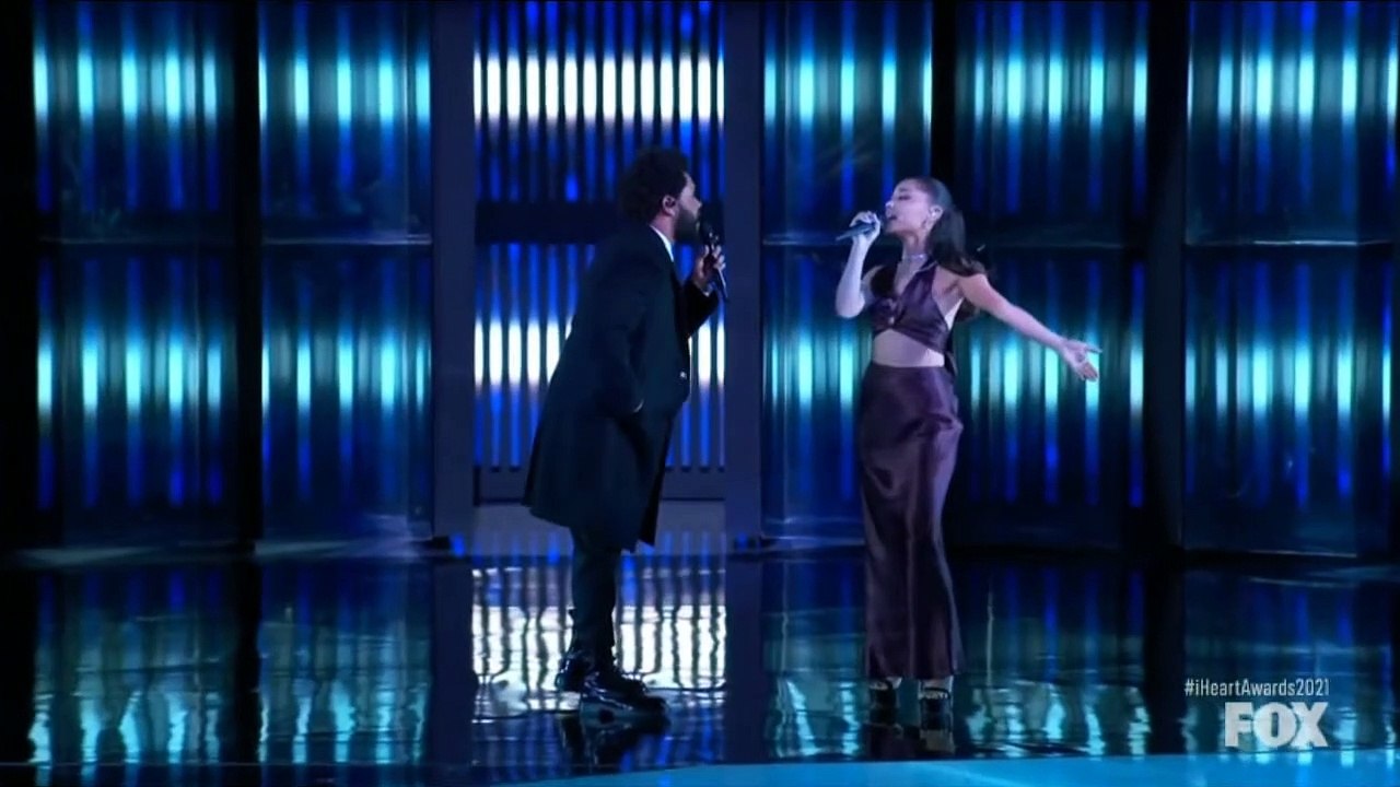 The Weeknd & Ariana Grande - Save Your Tears (performances at 2021 iHeartRadio Music Award)