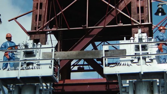 DIAMONDS ARE FOREVER Movie - Clip - James Bond and Tiffany confront Blofeld