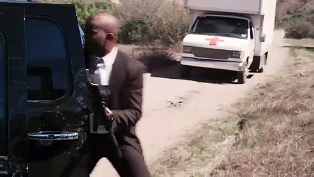 Mercenaries (Trailer HD)