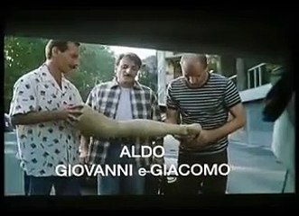 Download Video: Tre uomini e una gamba (Trailer HD)