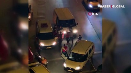 Yol verme kavgası saniye saniye kamerada