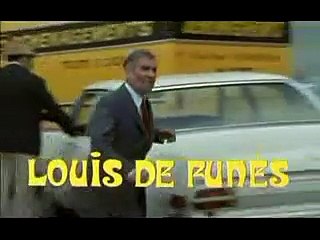 Aggrappato a un albero, in bilico su un precipizio, a strapiombo sul mare... (Trailer HD)