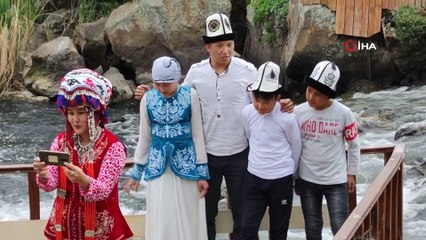 Usta fotoğrafçılar inci kefallerini görüntüledi