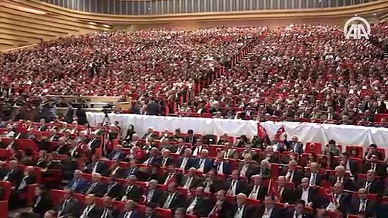 "Biz sırtımızı hakka ve halka dayıyoruz, farkımız bu"