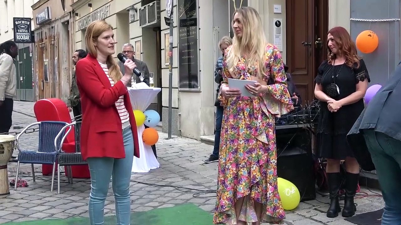 after 4 lookdown fashion show in der wiener city