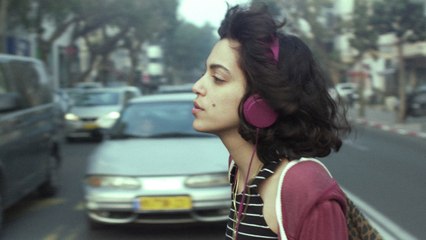 People That Are Not Me (Trailer HD)