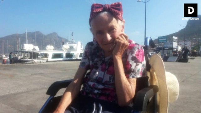 Atteinte d'Alzheimer, son fils l'emmène en voyage à travers le monde pour passer ses derniers instants avec elle