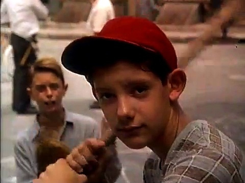Alan & Naomi (Trailer HD)