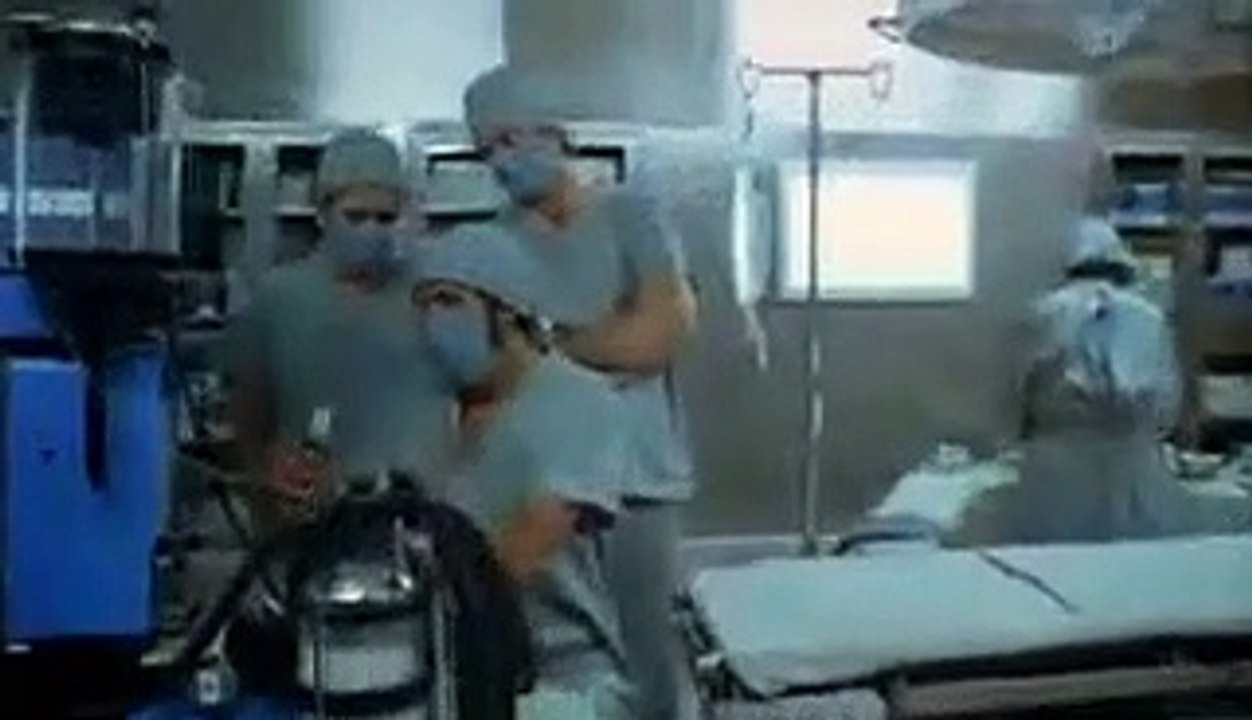 Coma profondo (Trailer HD)