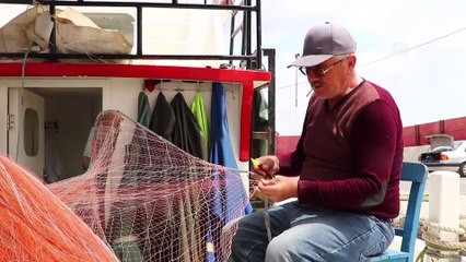 TEKİRDAĞ - Küçük tekne balıkçıları deniz salyasının bitmesini bekliyor