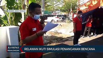 Relawan Ikuti Simulasi Penanganan Bencana