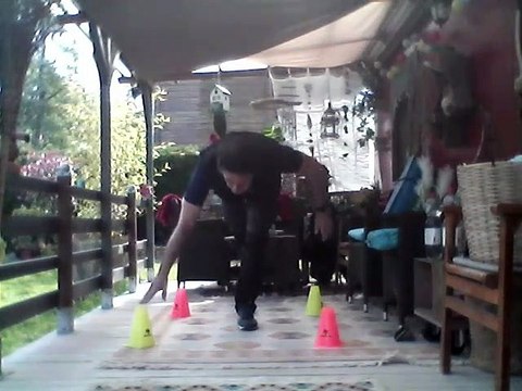 S2GMon-Mai28-Equilibre-Entre les chaises-comp