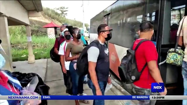 MiBus entrega pantallas faciales en Colón - Nex Noticias