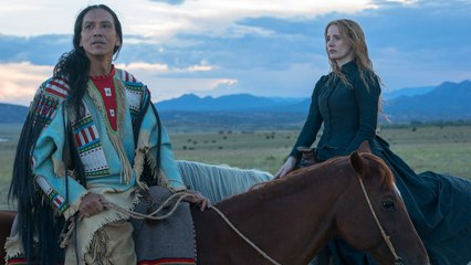 Woman Walks Ahead (Trailer HD)