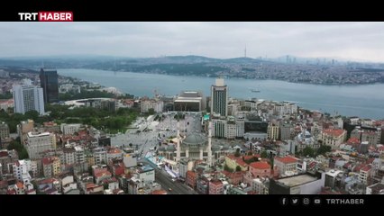 Taksim Camii ibadete açıldı