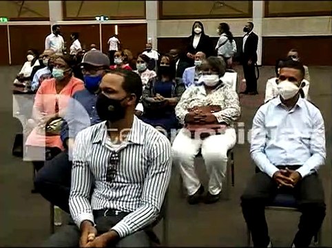 #Telenoticias / Presidente Luís Abinader promete obras a comunitarios de la provincia La Altagracia / 27 de mayo 2021