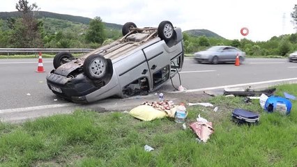 Kontrolden çıkan hafif ticari araç takla attı... Otoyolda kaybolan kediyi aradılar