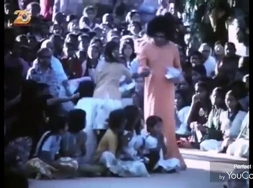 Divine Darshan Of Bhagwan Sri Sathya Sai Baba | Rare Video Of Sri Sathya Sai Baba | Sathya Sai Baba Blessings