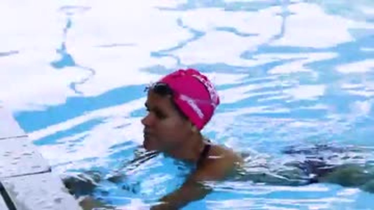 2 exercices de natation pour lutter contre la culotte de cheval