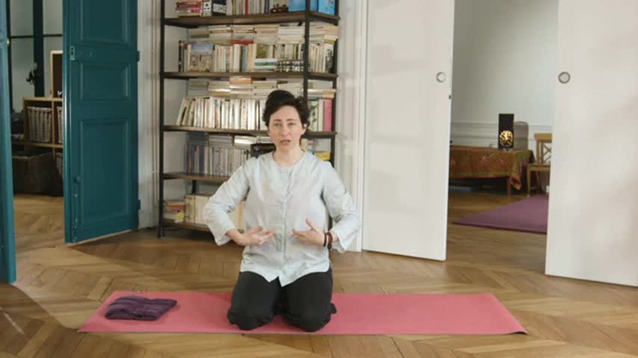 Auto-massage du ventre contre les ballonnements