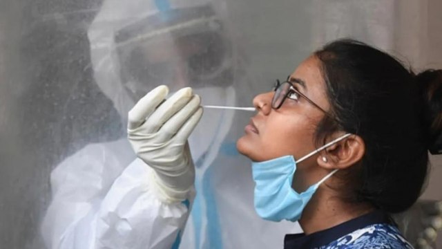 Covid-19 cases starts declining in Delhi and Mumbai