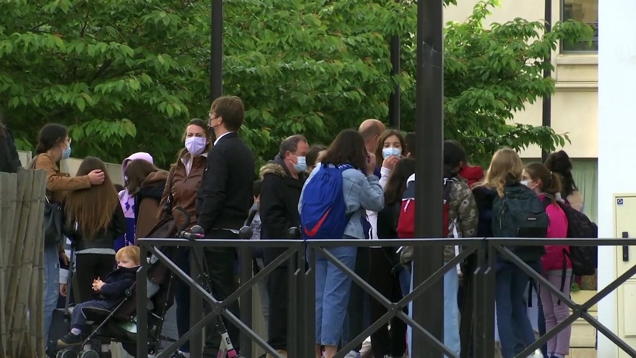 Covid-19 : l'agence européenne des médicaments approuve le vaccin Pfizer/BioNTech pour les 12-15 ans