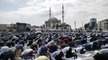 الرئيس التركي يفتتح مسجد ميدان تقسيم في إسطنبول