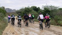 Duas ciclistas são agredidas e assediadas por meliantes em Cajazeiras; colegas pedem apoio da PM