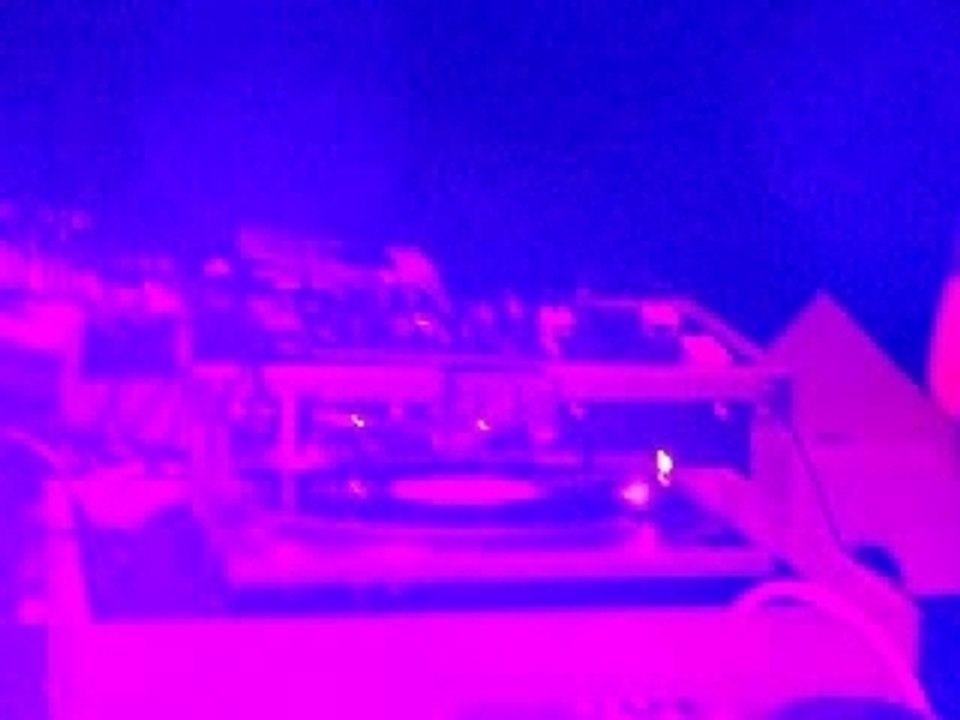 2/ Battle Chang vs Kristofo (04-02-06) au trabendo