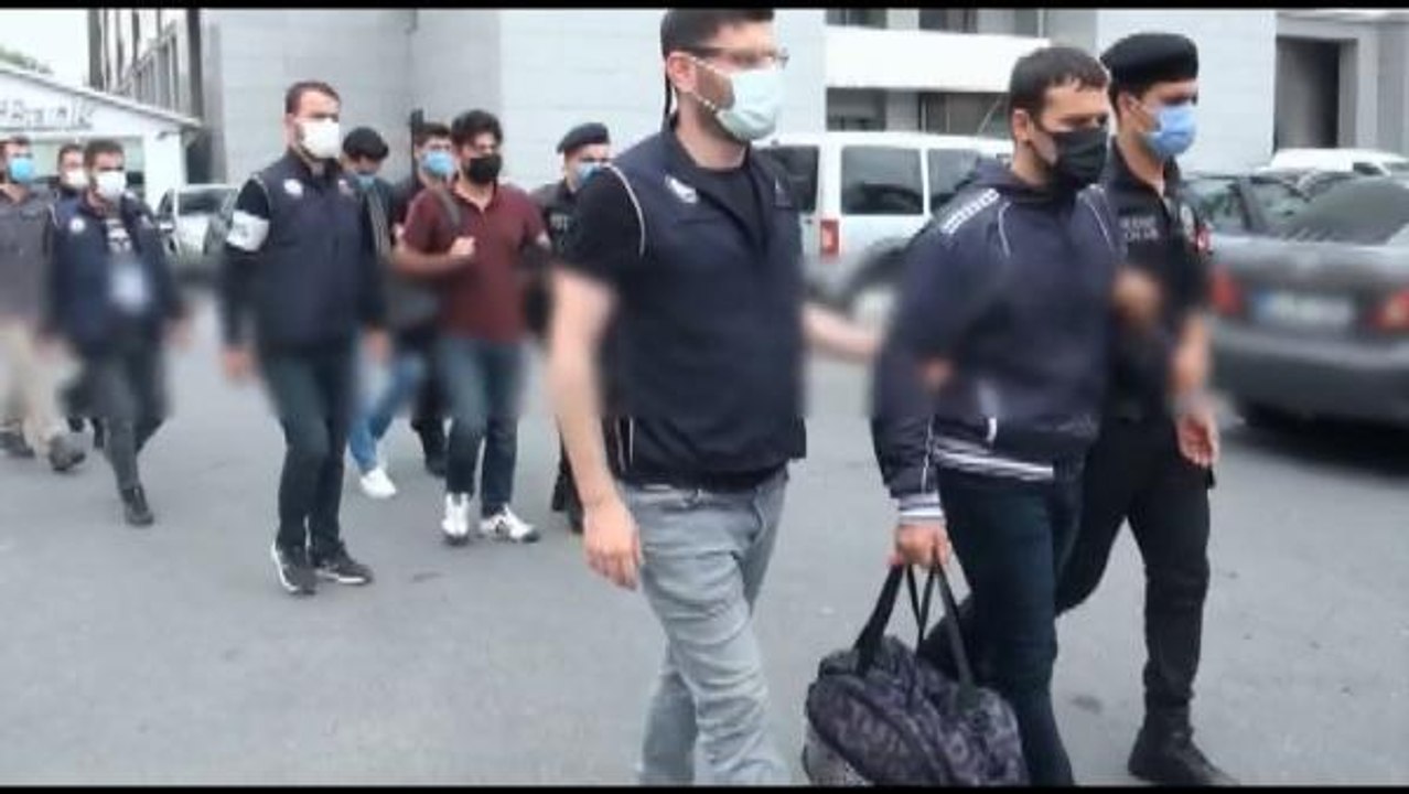 Son dakika haber... İSTANBUL MERKEZLİ 9 İLDE FETÖ'NÜN TSK YAPILANMASINA DÜZENLENEN OPERASYONDA, 7 KİŞİ TUTUKLANDI